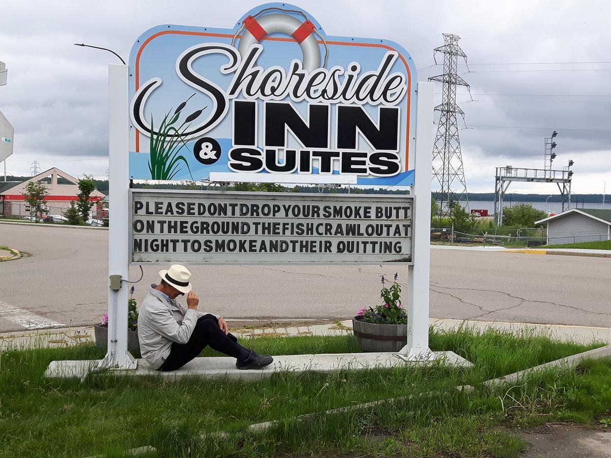 Shoreside Inn & Suites Wabamun Buitenkant foto